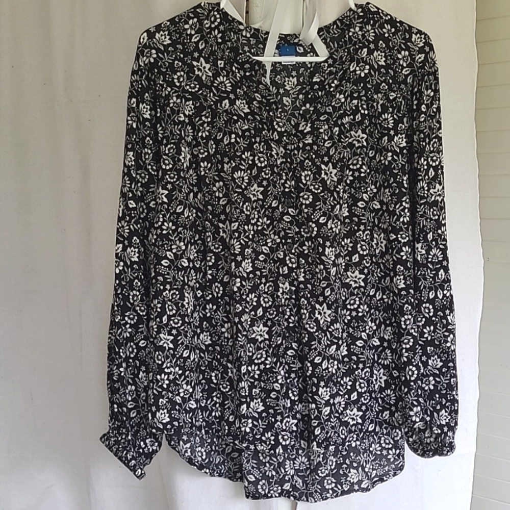 Old Navy Dressy Casual multi length blouse